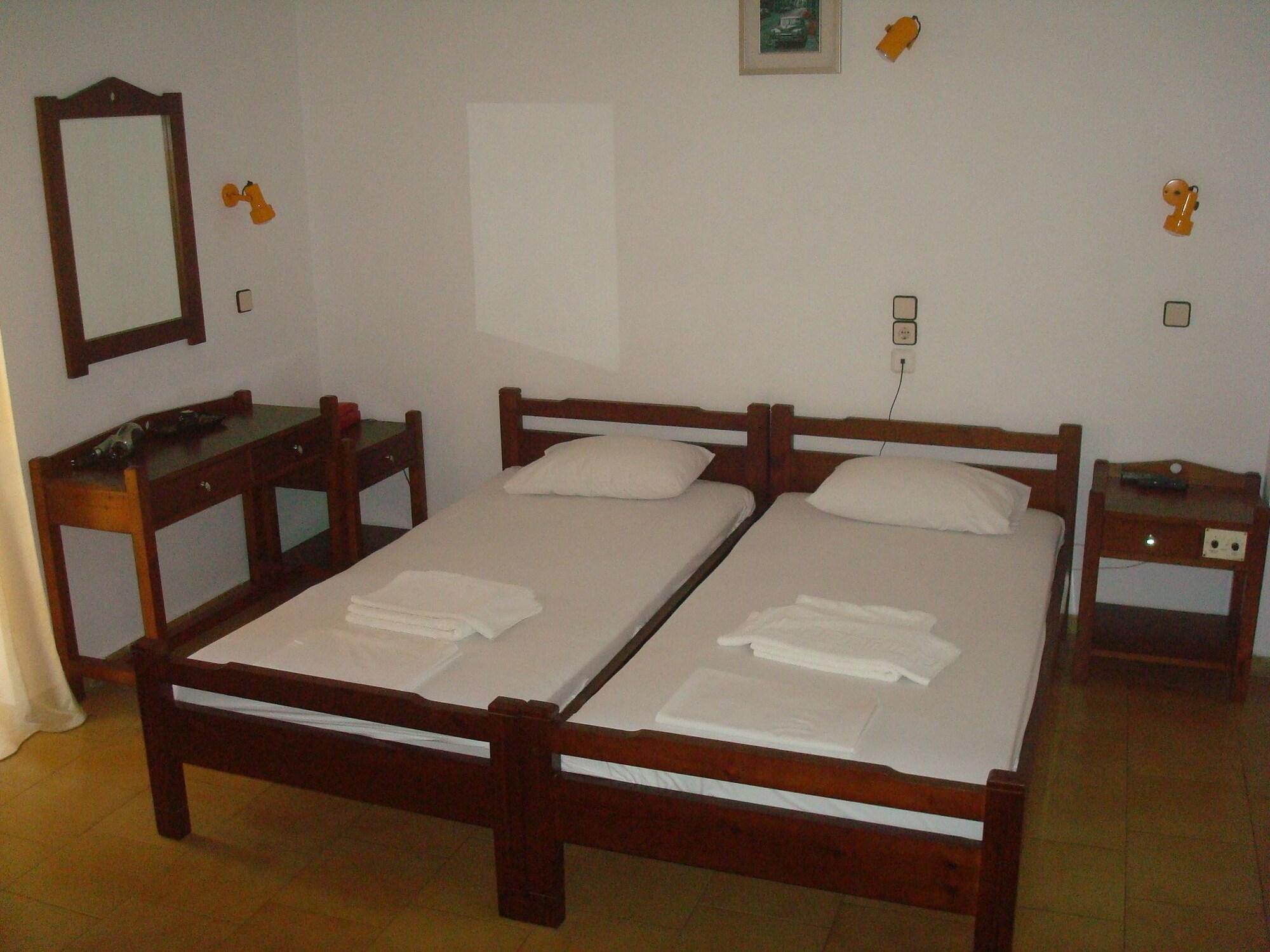 Hotel Aghas Paleochora ภายนอก รูปภาพ