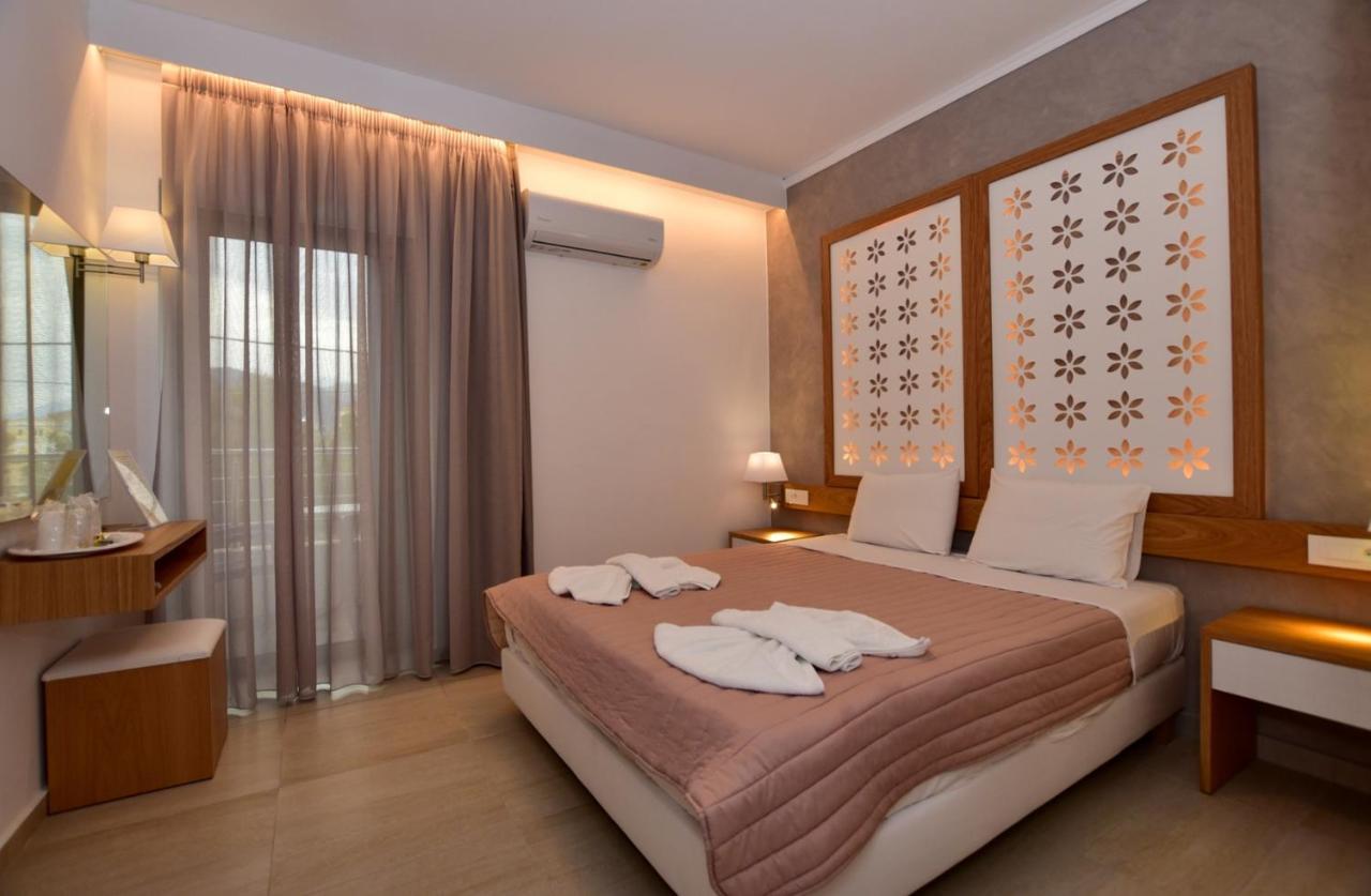 Hotel Aghas Paleochora ภายนอก รูปภาพ