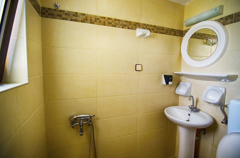 Hotel Aghas Paleochora ภายนอก รูปภาพ
